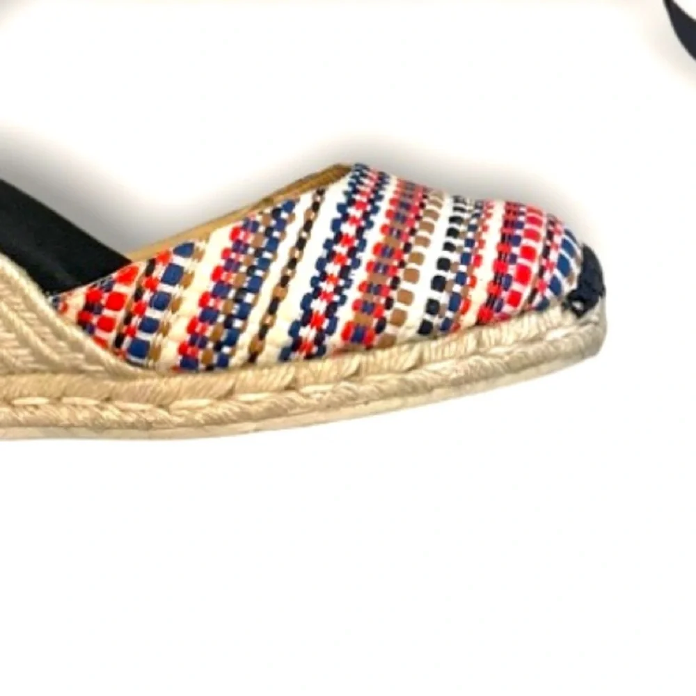 Castaner Wedges Size 9 w box